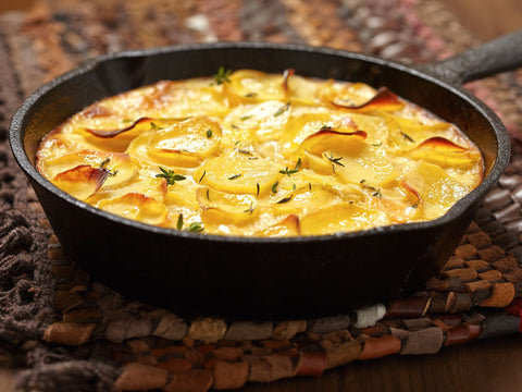 Family size potato gratin with cream and garlic